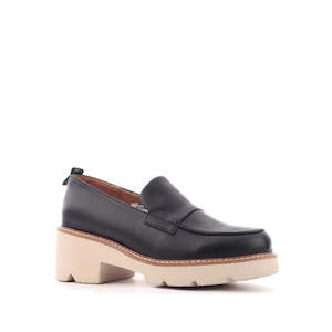 Wedges And Heels: One Trick Pony Newness Black Leather Womens Loafer