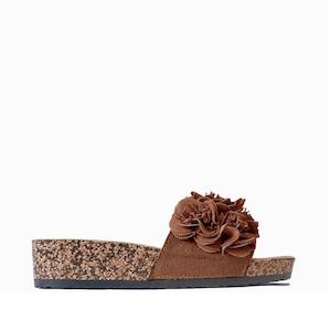 Womens: Los Cabos Corsage Truffle Brown Flower Women's Slides