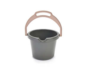 Gardening: Dantoy | GREEN BEAN Bucket with Pouring Lip