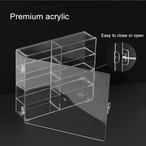 Miscellaneous Items: 1/32 Scale Large Display Case with Opening Doors & Clear Panels