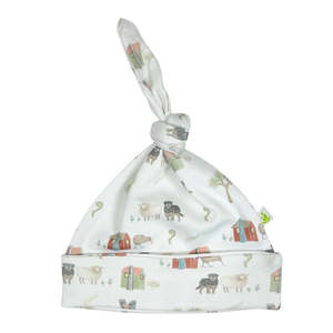 New Zealand: Knotted Beanie Farm Muster