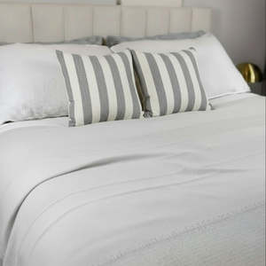 Large Cotton Bed Cover - White