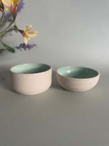 Kiki: Kiki condiment bowls