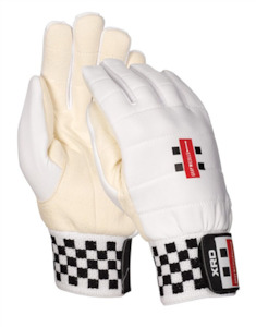Wicket Keeping: GRAY-NICOLLS XRD Padded Wicket Keeping Inners
