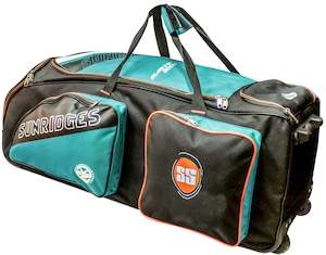Cricket Bags: SS Master 5000 Wheel Bag