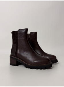 Products: Laura Boot