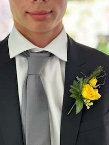 School Formal And Ball Flowers: School Formal Buttonhole