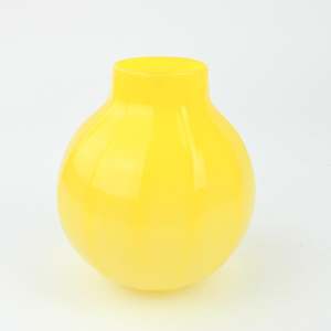 Artist Matt Hall: Dodici Vase - corn yellow