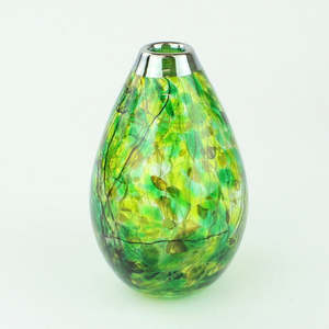 Tear drop vase - peridot