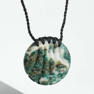 Artist Ana Krakosky: Aotea Fan Disk Pendant