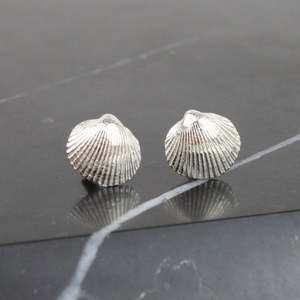Shell studs - silver