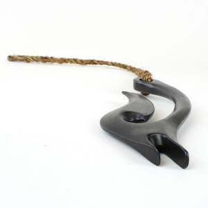 Jay Lloyd Koa Bronze: Bronze Hook