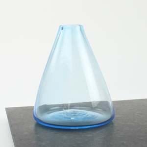 Bud cone vase - candy blue
