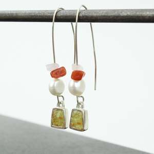 Locket drops - yellow serpentine