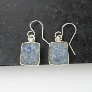 Not so square earrings - quartz