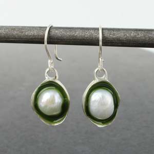 Rockpool  pearl earrings - army green