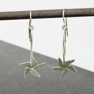 Lacebark flower drop earrings