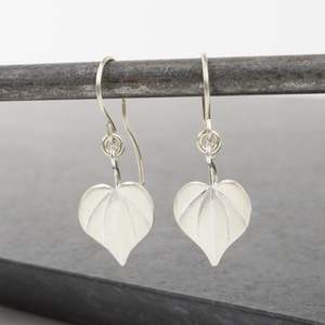 Duncan Mackay: Kawakawa earrings - silver