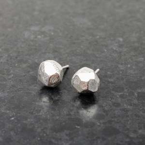 Boulder Studs - silver