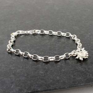 Sophie Divett: Coprosma Seed Sapphire Charm Bracelet