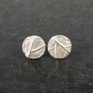 Sophie Divett: Vena Leaf Studs