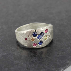 Leah Firth: Beacon sapphires cigar band