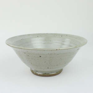 Driving Creek Pottery: Large Lipped Bowl - dolomite