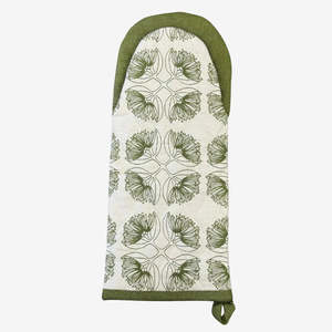 Living: Pohutukawa Oven Mitt - olive