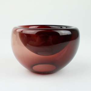 Artist Matt Hall: Fulvio bowl - dark copper ruby