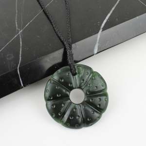 Kina Disk Pendant