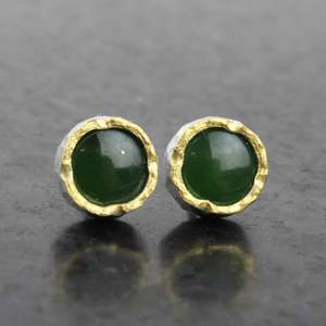 Pounamu small studs- round gold