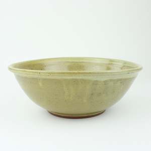 Artist Janeen Page: Taumarunui Nuka - rolled rim salad bowl