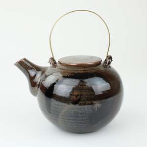 Artist Janeen Page: Matemateonga - Teapot