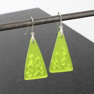 Triangle earrings - lime