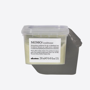 Products: MOMO Conditioner 250ml Kin + Stellar