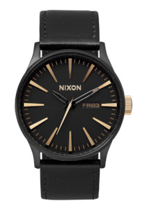 Watch: NIXON Sentry Leather