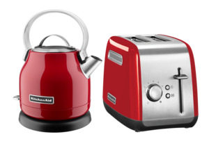 Breakfast: 1.25L Classic Electric Kettle KEK1222 + 2 Slice Toaster KMT2115