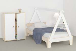 Toddler Beds: Kids’ Canopy Floor Bed