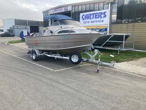 Boat Trailers: KS545 Boat Trailer - Boat Size 5 - 5.5  metres