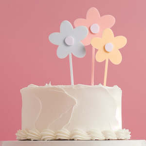 Cake Candle: Daisy flowers set 3 acrylic cake toppers pastel milkshake colours