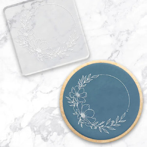 Debosser Floral Round Frame embosser
