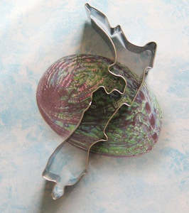 Dline: New Zealand map cookie cutter