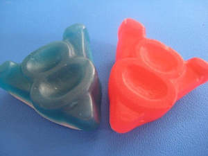 Mayceys: V8 Car racing candy lollies 200g by Mayceys NZ