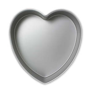 6 inch heart shape cake pan by PME
