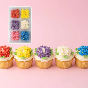 Flowers On Cakes: Apple blossom pack 60 royal icing flowers