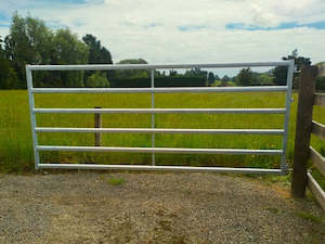 Products: Cattle yard Gate 3600mm 6 Rail