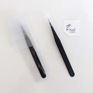 Accessories: Tweezers