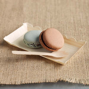 Eco Disposable Tableware: Scallop Edge Plates