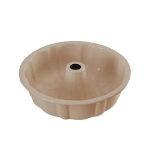 Falcon Enamelware: Dishy Enamel Bundt Pan - Almond