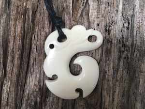 Bone Carving Manaia B90